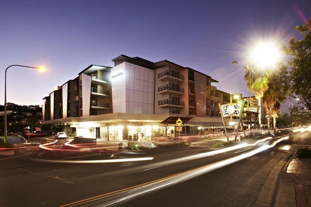 Grand Hotel And Apartments Townsville Exterior photo